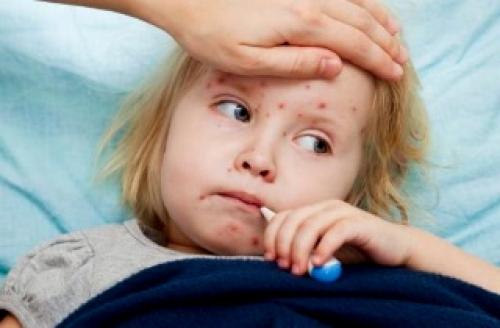 Сухое покашливание у ребенка. Причины ночного кашля