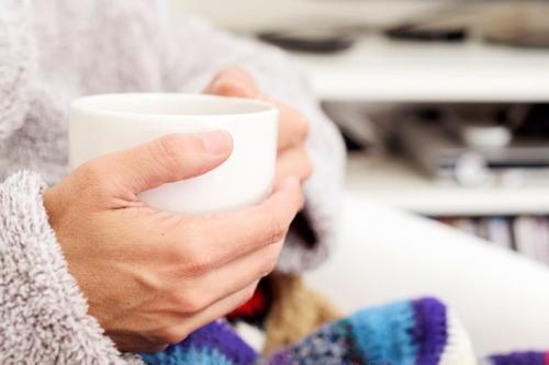 5 ошибок при лечении сухого и влажного кашля. Кашель сухой и влажный — чем они отличаются? 01 5 ошибок при лечении сухого и влажного кашля. Кашель сухой и влажный — чем они отличаются? 01