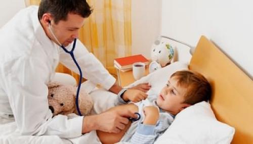 Влажный кашель у ребенка чем лечить комаровский. Причины мокрого кашля у ребенка