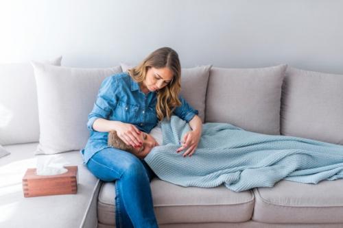 Что делать при температуре у ребенка. Высокая температура у ребенка без симтомов 02 Что делать при температуре у ребенка. Высокая температура у ребенка без симтомов 02