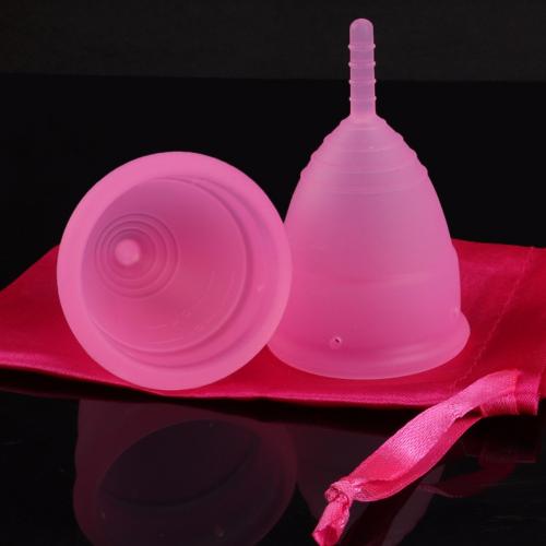 Как использовать тампон или менструальную чашу во время плавания. Как выбрать тампоны