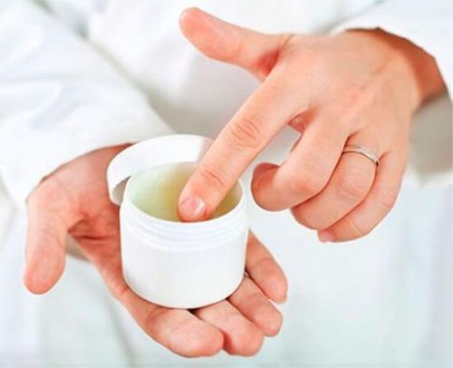 Симптомы и особенности лечения гepпeса на носу. Лечение гepпeса, проявившегося на носу или в носу 01 Симптомы и особенности лечения гepпeса на носу. Лечение гepпeса, проявившегося на носу или в носу 01