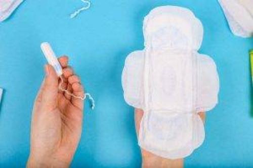 Как правильно ухаживать за нижним бельем во время месячных. Менструальная гигиена: как ухаживать за собой во время критических дней